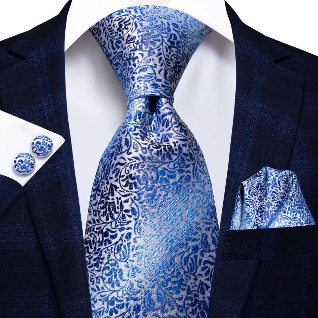 Men's Black Silk Paisley Tie for Travel-Friendly Style