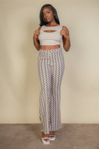 Women's patterned pants with high waist, stylish for casual outings